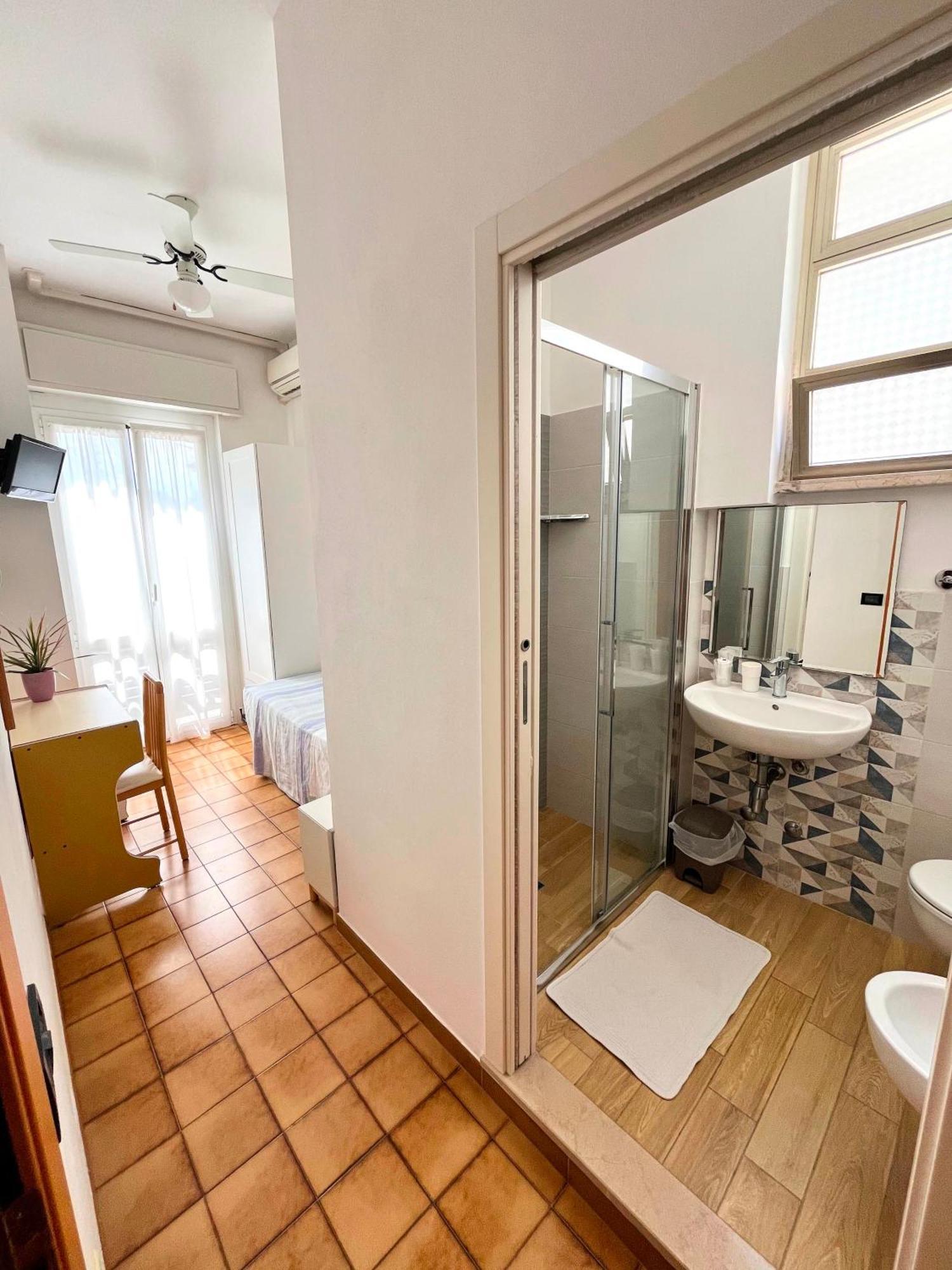 Albergo Villa Denny Rimini Camera foto