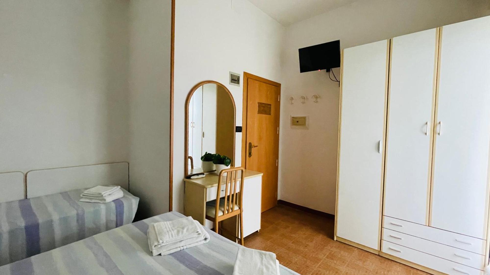 Albergo Villa Denny Rimini Esterno foto